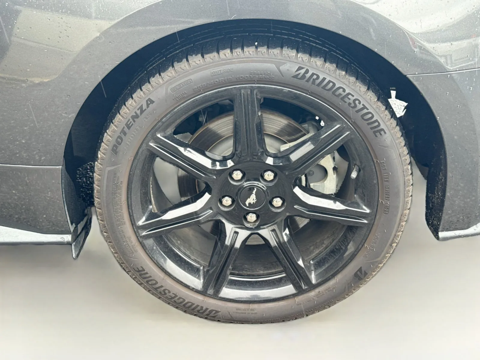 Ford Mustang photo 19