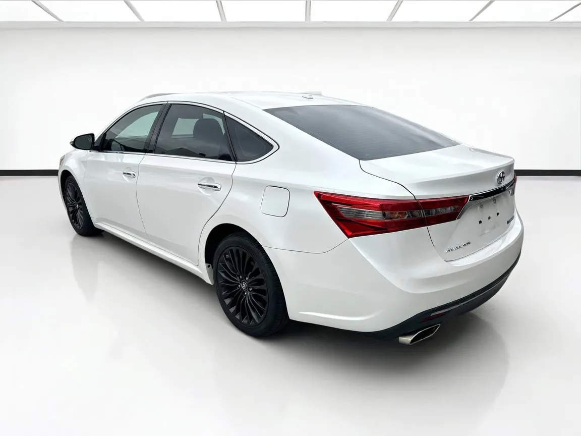 Toyota Avalon photo 6