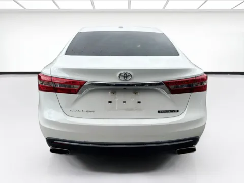 More photos of 2018 Toyota Avalon Touring at KarGenie, CA