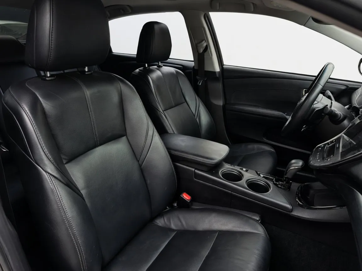 Toyota Avalon photo 18