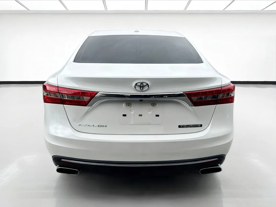 Toyota Avalon photo 5