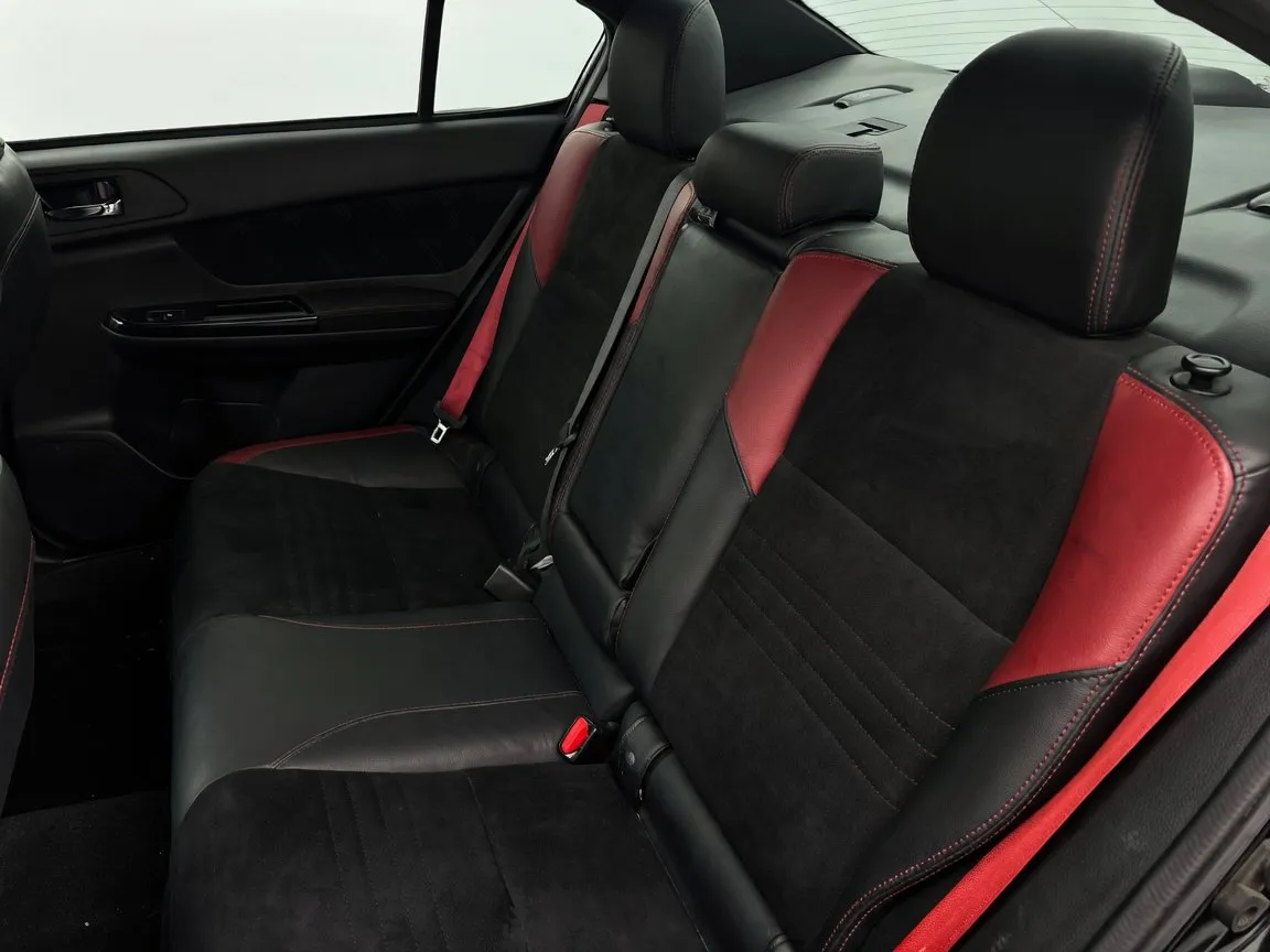Subaru WRX photo 16