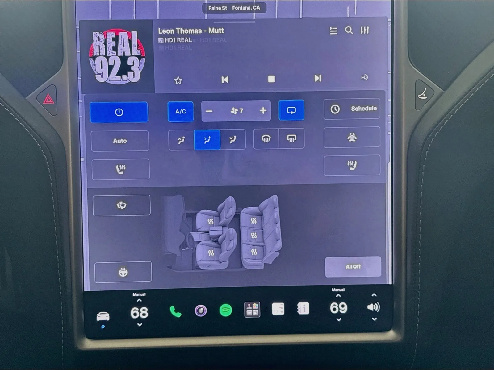 Tesla Model S photo 12