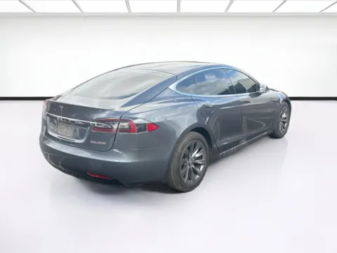 More photos of 2020 Tesla Model S Performance at KarGenie, CA