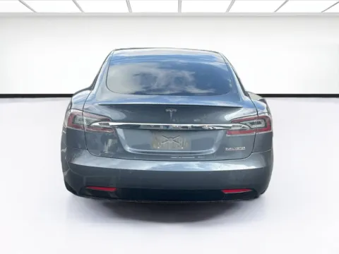More photos of 2020 Tesla Model S Performance at KarGenie, CA