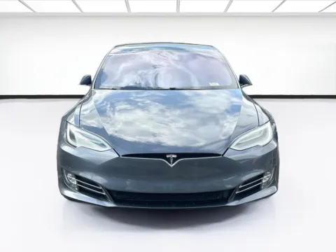 Photos of 2020 Tesla Model S Performance for sale in Fontana, CA at KarGenie