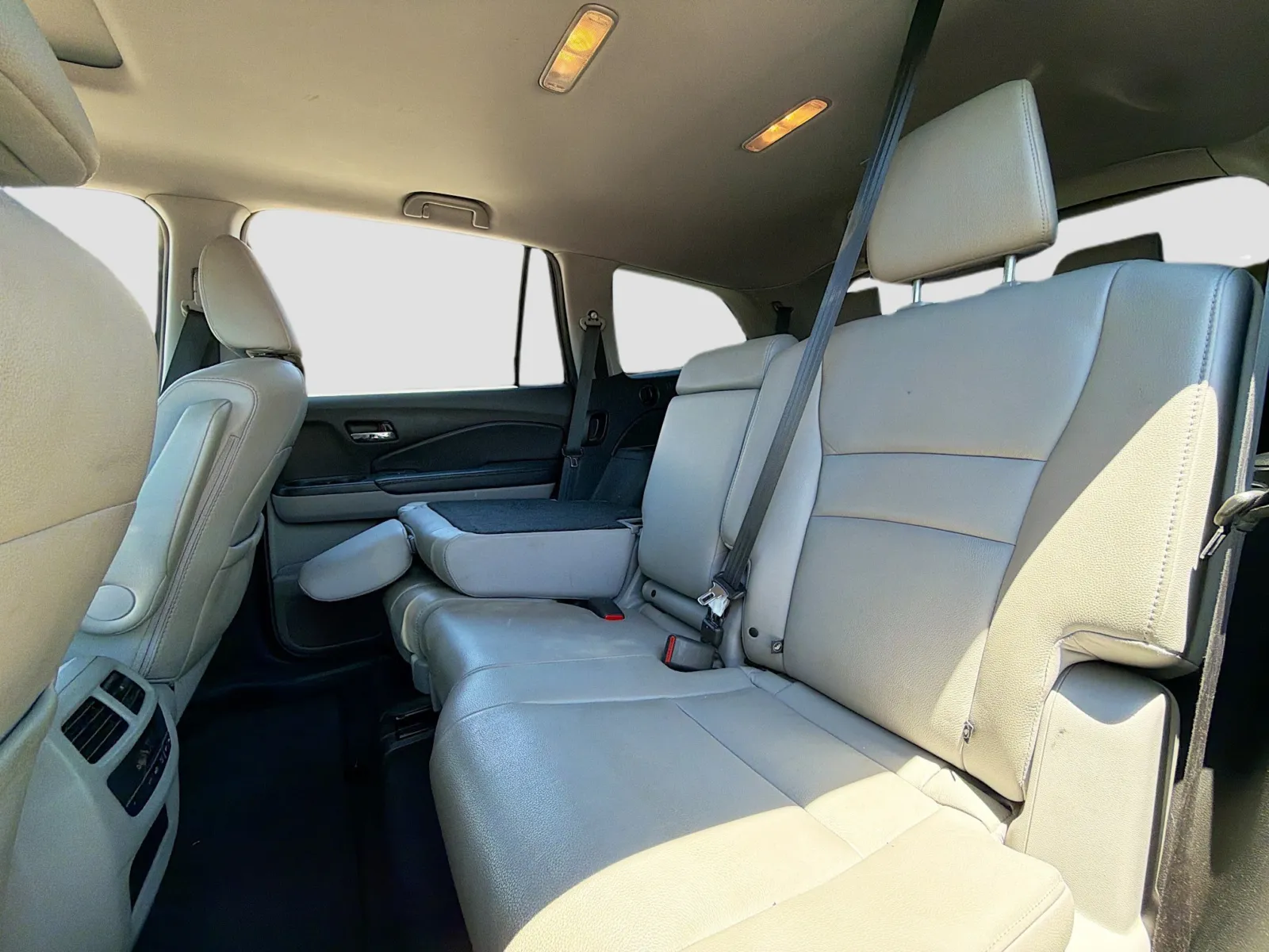 Honda Pilot photo 15