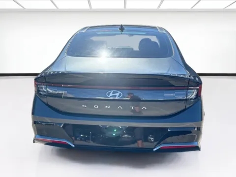 More photos of 2024 Hyundai Sonata SEL at KarGenie, CA