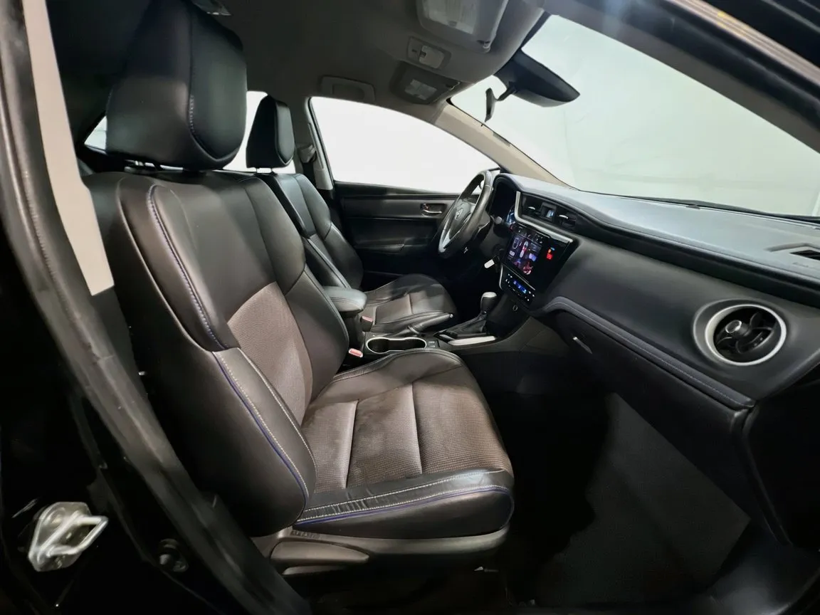 Toyota Corolla photo 18