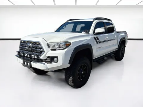 White 2016 Toyota Tacoma TRD Off Road for sale in Fontana, CA