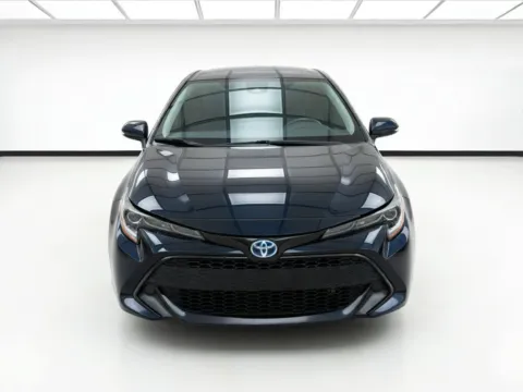 Photos of 2019 Toyota Corolla Hatchback SE for sale in Fontana, CA at KarGenie