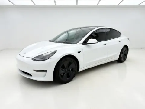 White 2021 Tesla Model 3 Standard Range Plus for sale in Fontana, CA