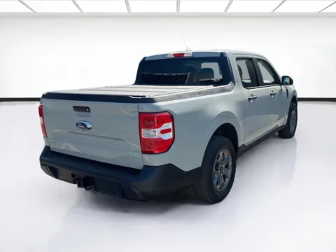 More photos of 2022 Ford Maverick XLT at KarGenie, CA