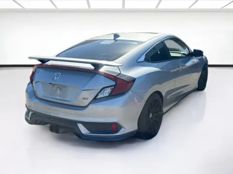 More photos of 2018 Honda Civic Si Coupe Si at KarGenie, CA