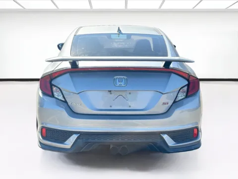 More photos of 2018 Honda Civic Si Coupe Si at KarGenie, CA