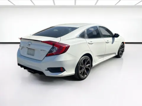 More photos of 2021 Honda Civic Sedan Sport at KarGenie, CA