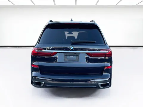 More photos of 2019 BMW X7 xDrive40i at KarGenie, CA