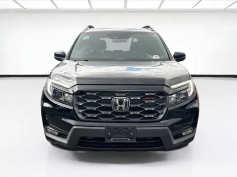 Photos of 2023 Honda Passport TrailSport for sale in Fontana, CA at KarGenie