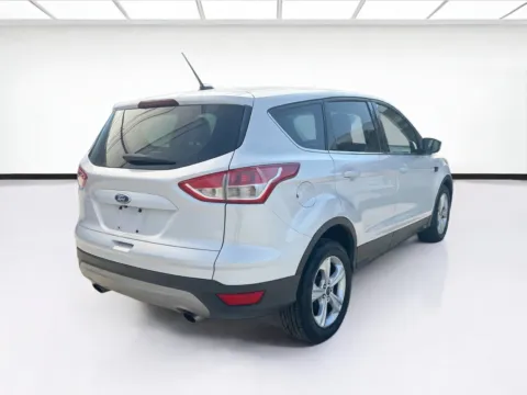 More photos of 2014 Ford Escape SE at KarGenie, CA