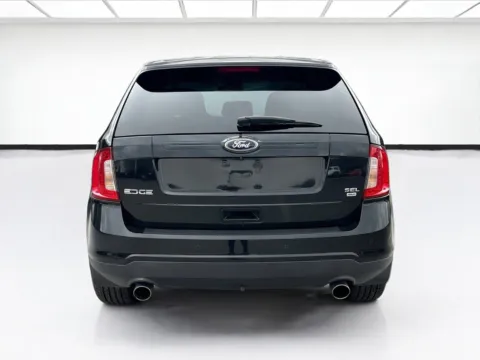 More photos of 2014 Ford Edge SEL at KarGenie, CA