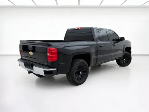 More photos of 2015 Chevrolet Silverado 1500 LT at KarGenie, CA