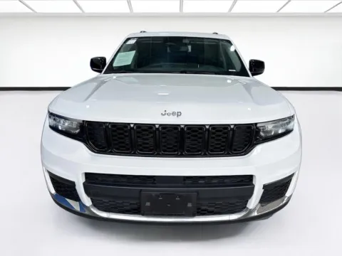 Photos of 2023 Jeep Grand Cherokee L Limited for sale in Fontana, CA at KarGenie