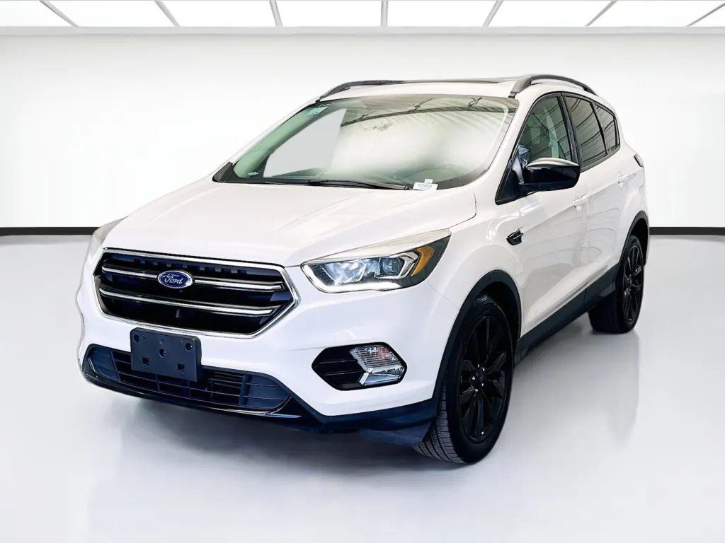2017 Ford Escape SE for sale in Fontana, CA