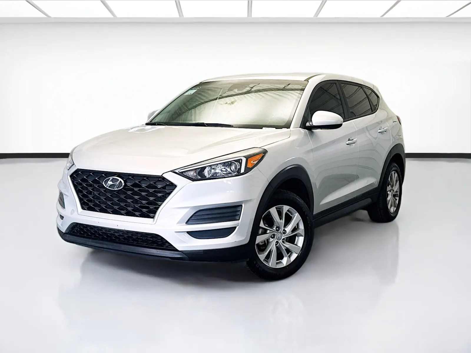Silver 2019 Hyundai Tucson SE for sale in Montclair, CA