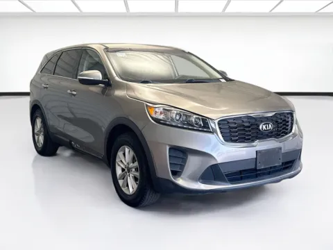 Another view of 2019 Kia Sorento LX for sale in Montclair, CA at KarGenie