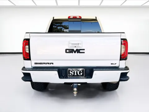 More photos of 2017 GMC Sierra 1500 SLT Premium Plus at KarGenie, CA