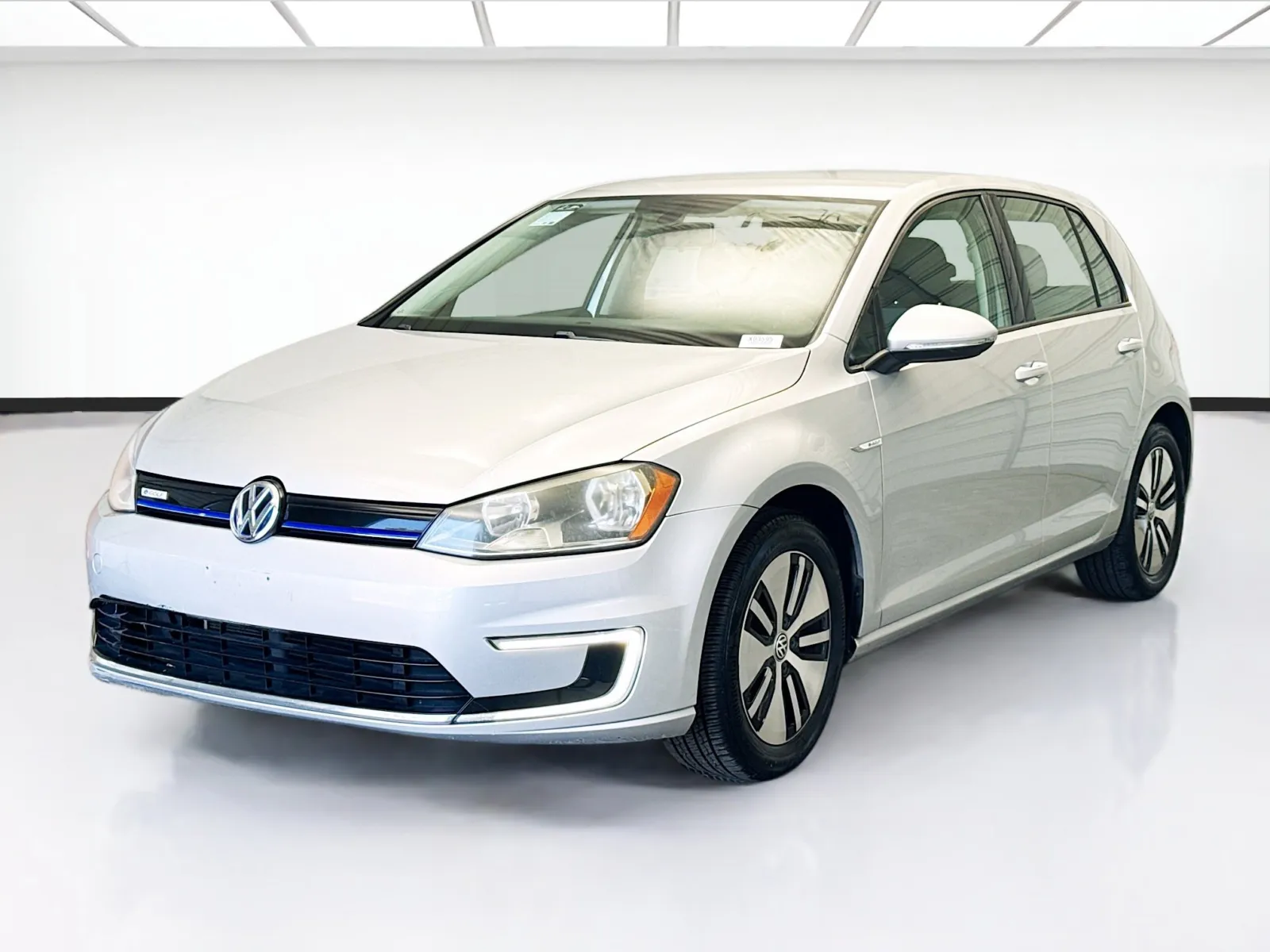 Silver 2016 Volkswagen e-Golf SE for sale in Montclair, CA