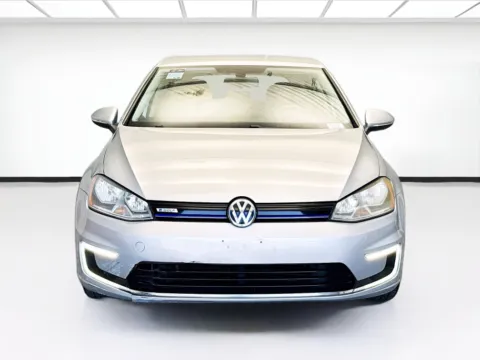 Photos of 2016 Volkswagen e-Golf SE for sale in Montclair, CA at KarGenie