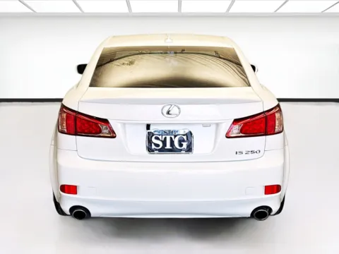 More photos of 2012 Lexus IS 250 at KarGenie, CA