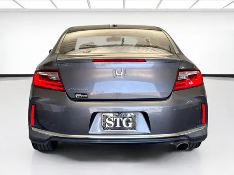 More photos of 2017 Honda Accord Coupe EX at KarGenie, CA