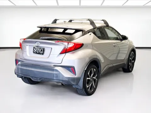 More photos of 2018 Toyota C-HR XLE Premium at KarGenie, CA
