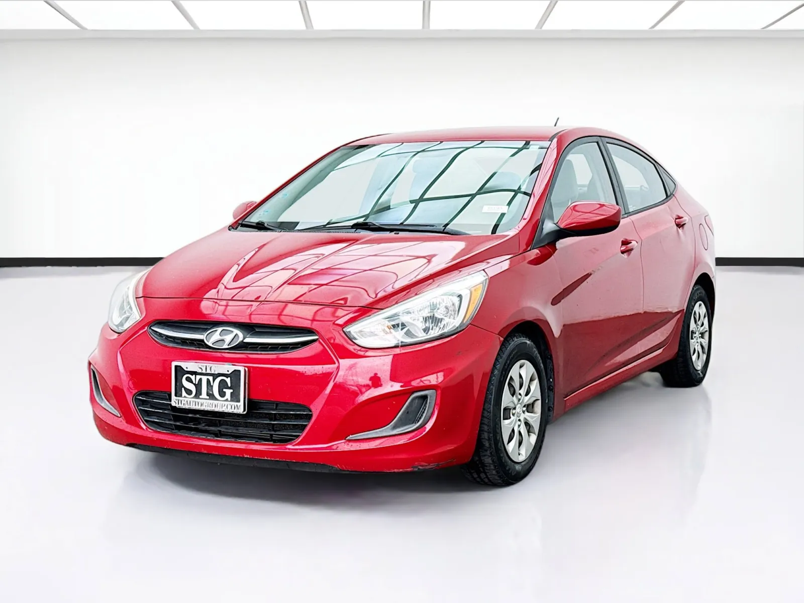 Red 2016 Hyundai Accent SE for sale in Montclair, CA