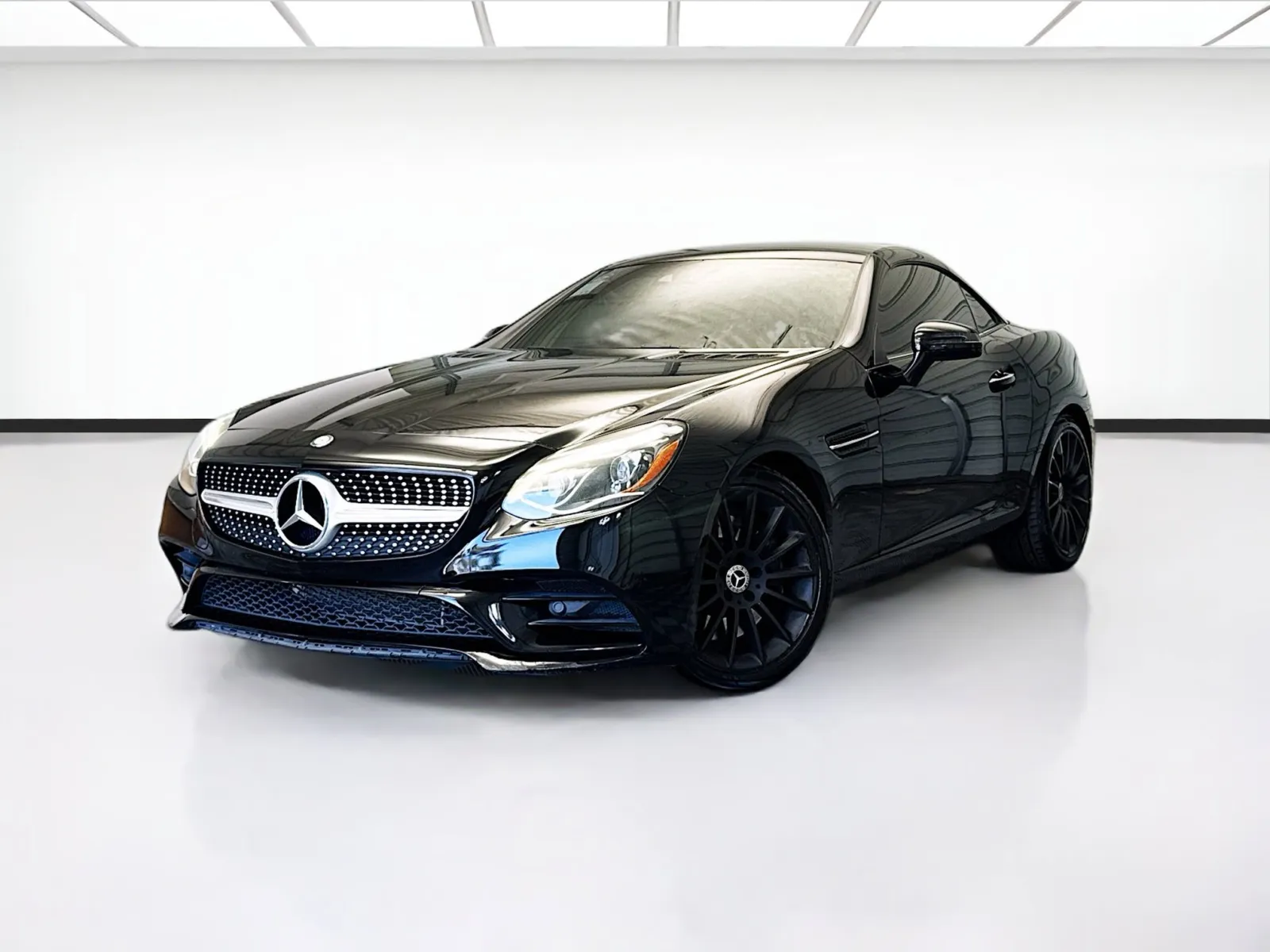 Black 2017 Mercedes-Benz SLC 300 for sale in Montclair, CA