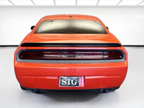More photos of 2010 Dodge Challenger R/T at KarGenie, CA