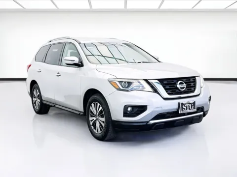 Another view of 2019 Nissan Pathfinder SV for sale in Montclair, CA at KarGenie