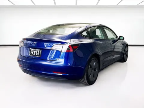 More photos of 2023 Tesla Model 3 at KarGenie, CA