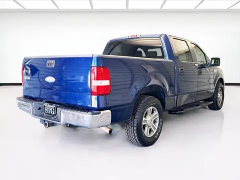 More photos of 2008 Ford F-150 XLT at KarGenie, CA