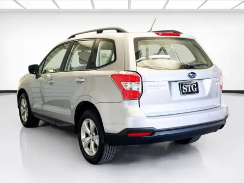 More photos of 2015 Subaru Forester 2.5i at KarGenie, CA