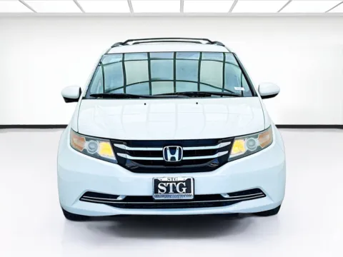 Photos of 2016 Honda Odyssey SE for sale in Montclair, CA at KarGenie