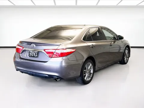 More photos of 2017 Toyota Camry SE at KarGenie, CA
