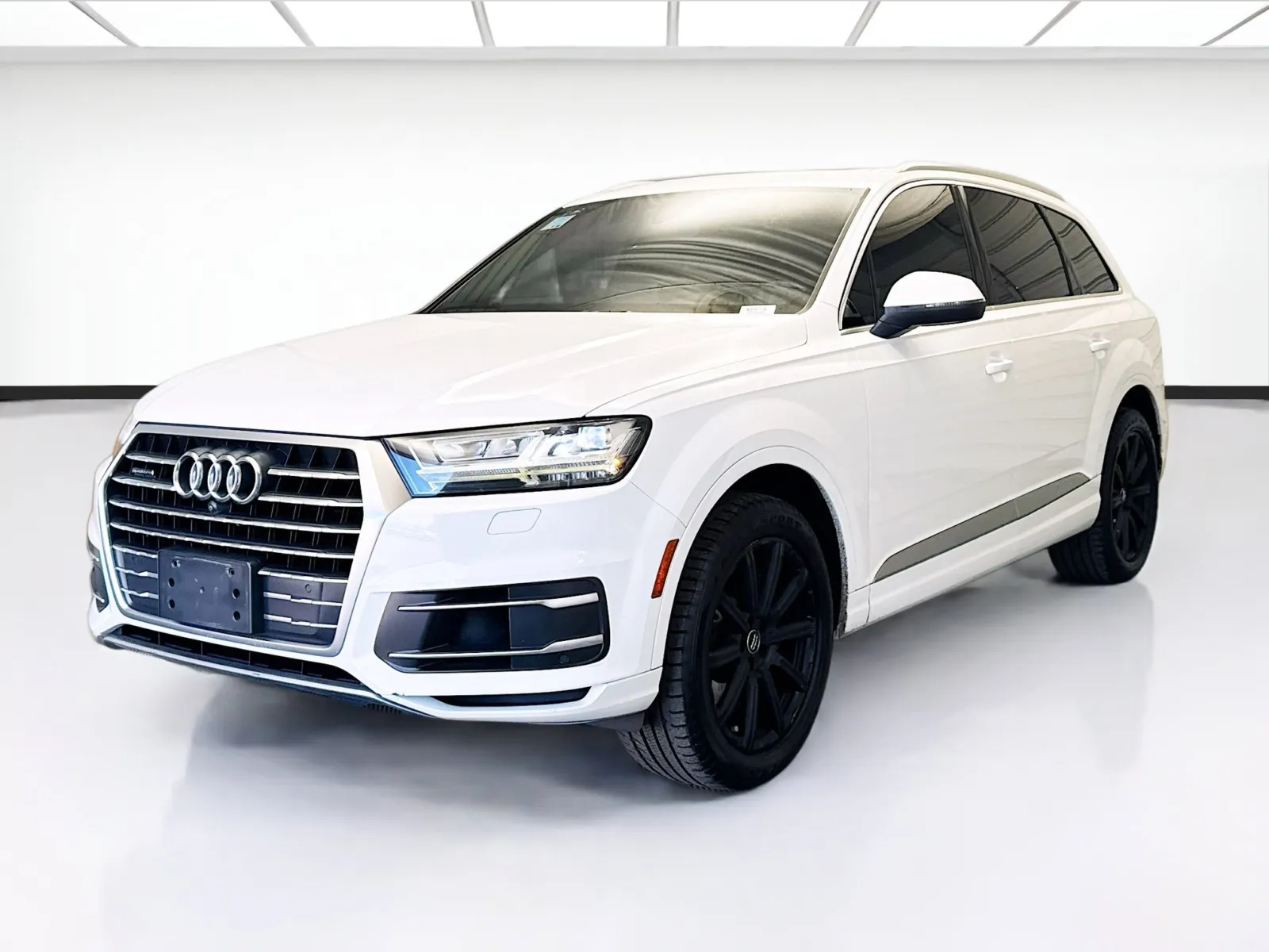White 2017 Audi Q7 3.0T Premium Plus quattro for sale in Montclair, CA