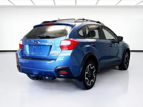 More photos of 2016 Subaru Crosstrek 2.0i Premium at KarGenie, CA