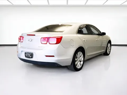 More photos of 2013 Chevrolet Malibu LT 2LT at KarGenie, CA