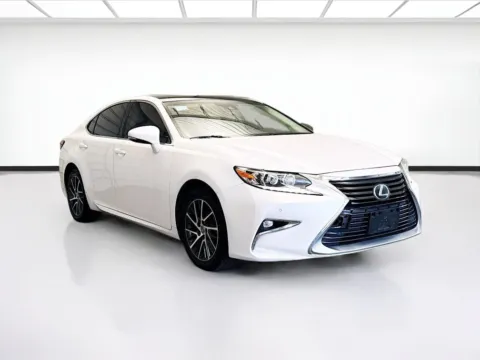 Another view of 2016 Lexus ES 350 for sale in Montclair, CA at KarGenie