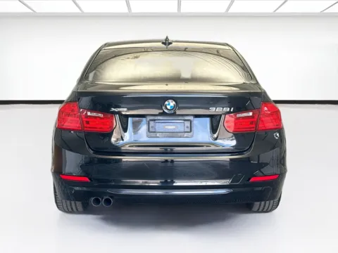 More photos of 2013 BMW 3 Series 328i xDrive at KarGenie, CA