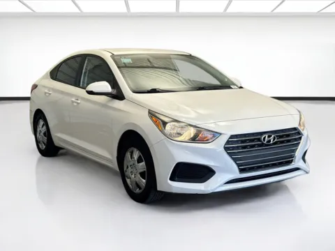 Another view of 2019 Hyundai Accent SE for sale in Montclair, CA at KarGenie